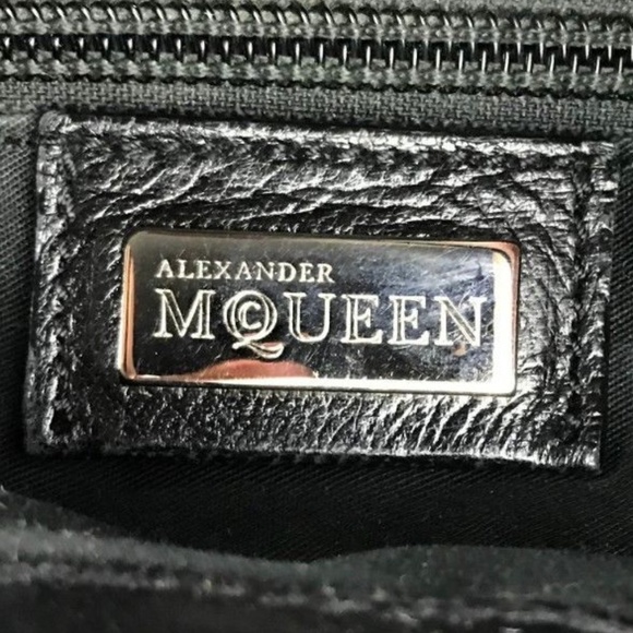 🚫SOLD🚫 Alexander McQueen 💀 Skull Dice Satchel - Picture 7 of 8